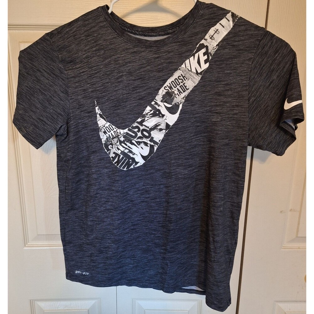 Nike Men's Grey and Black Big Nike Swoosh Tshirt Large